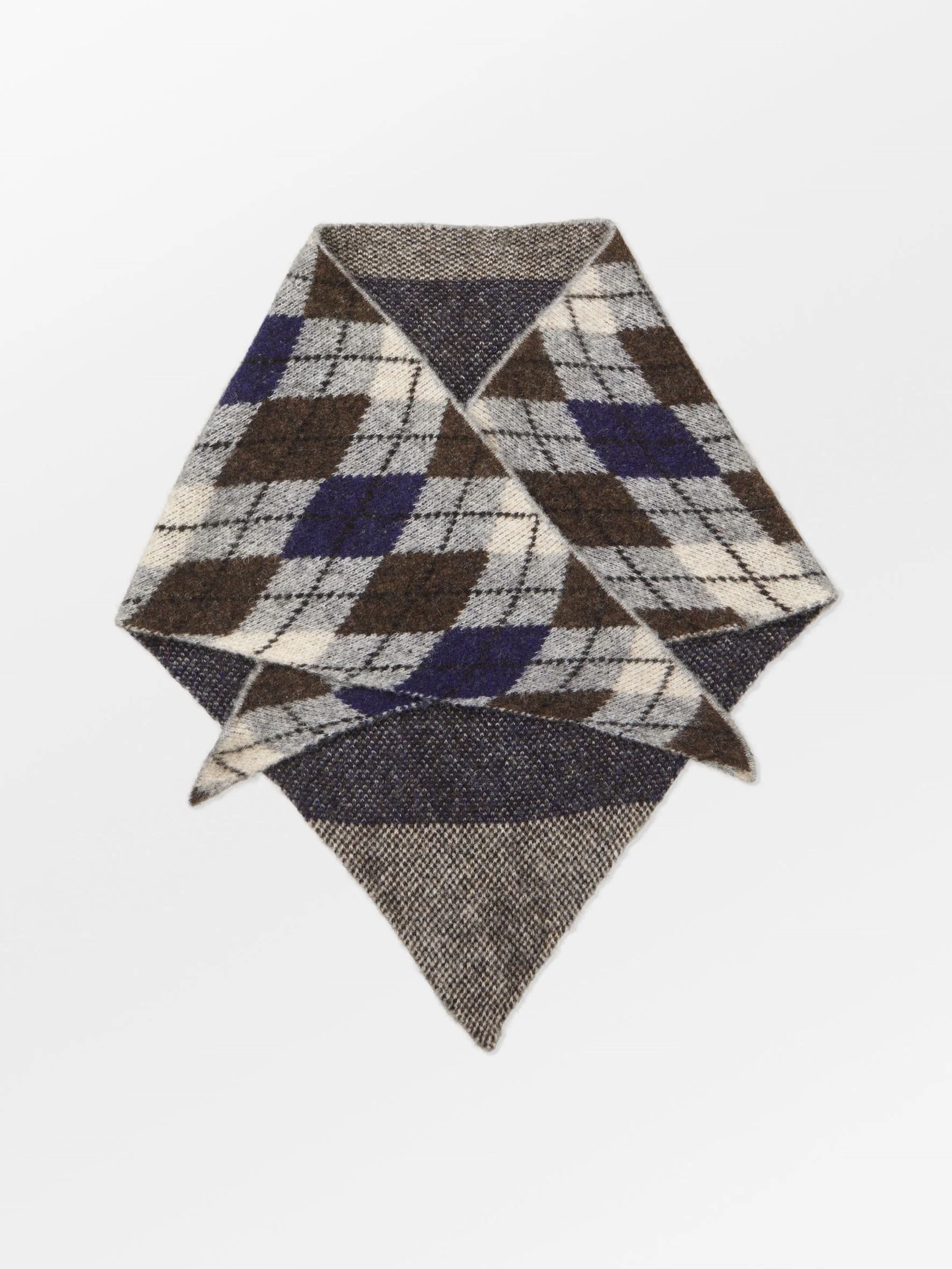 Argyle Triangle Scarf - Image 2