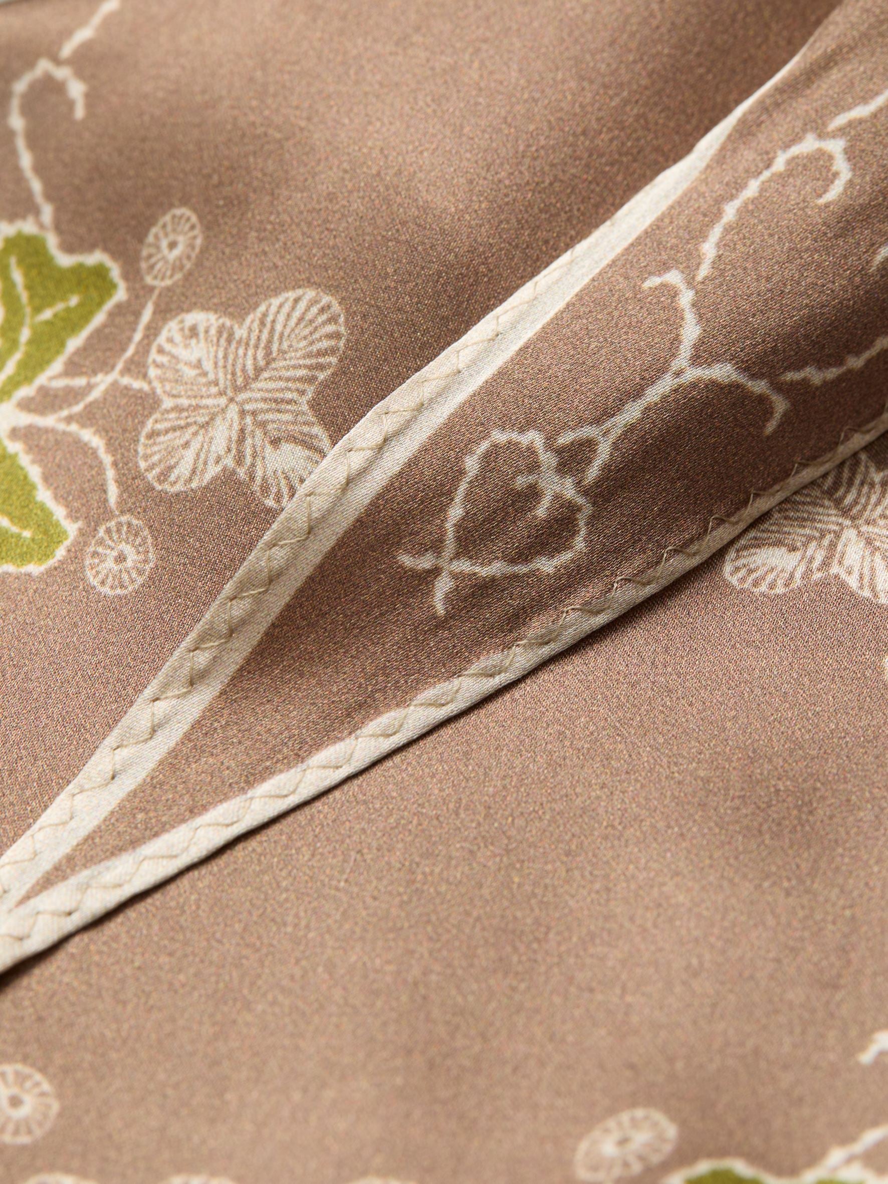 Brodaria Diamond Scarf - Image 3