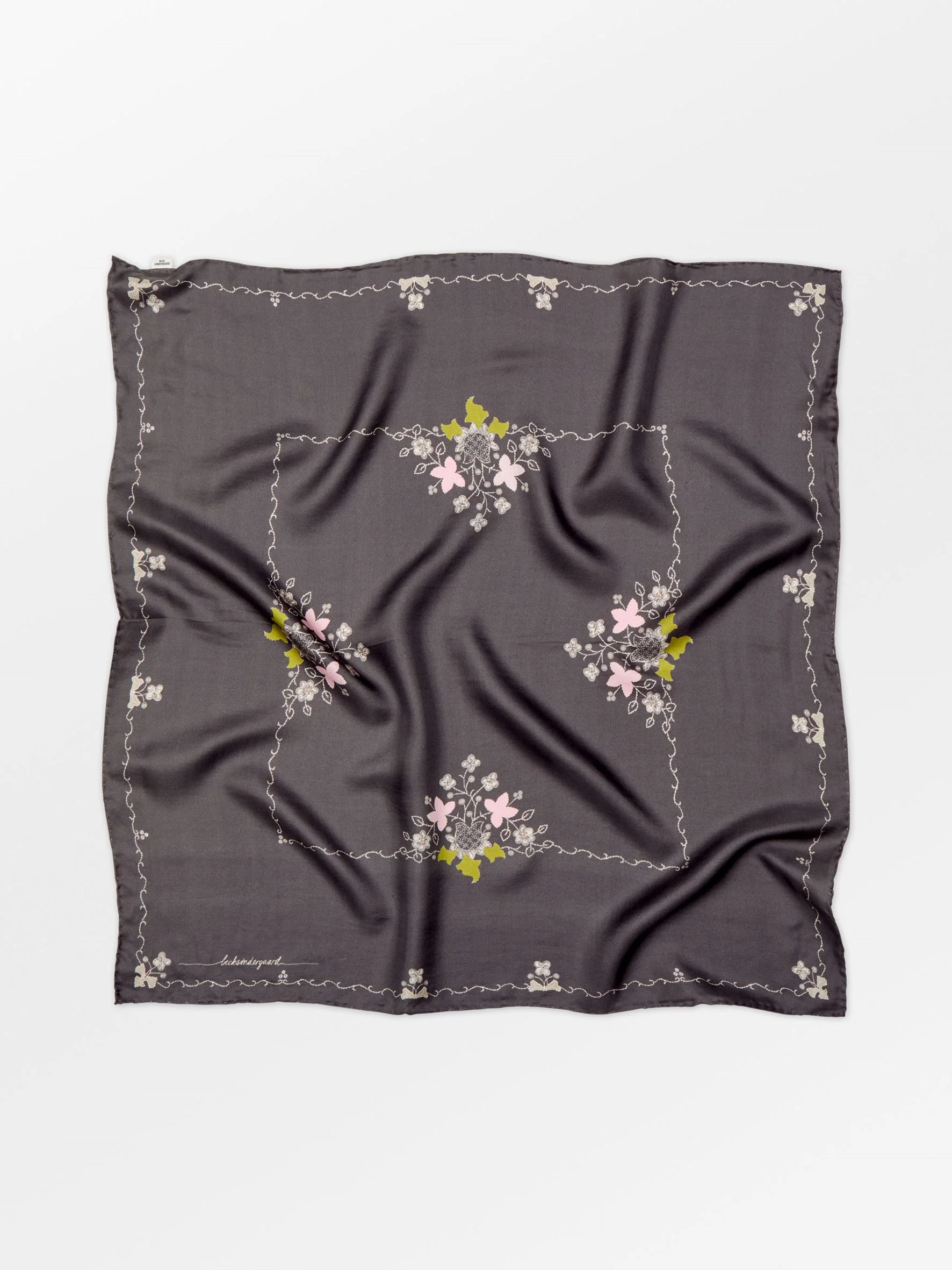 Brodaria Sia Scarf