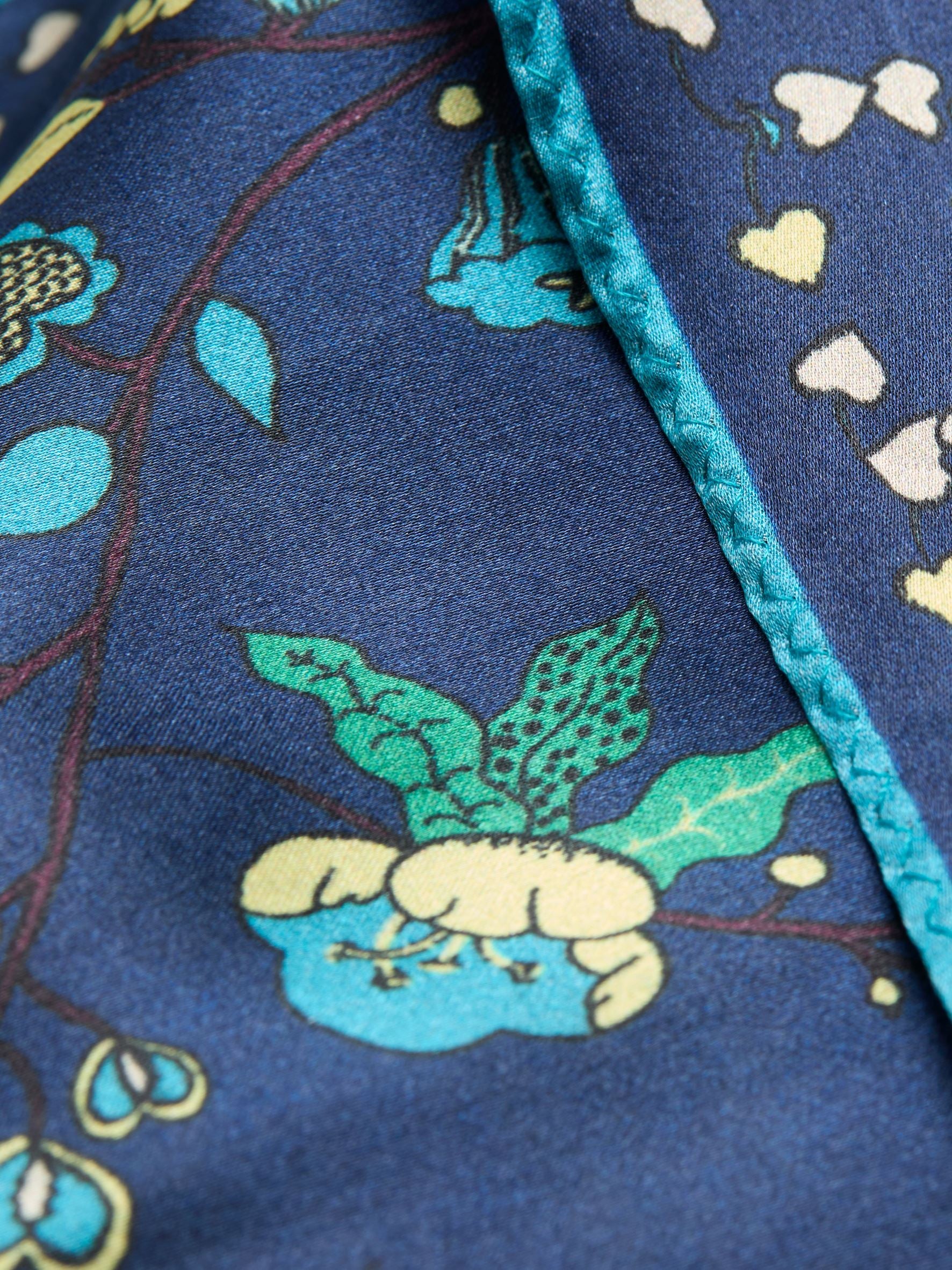 Fairygard Diamond Scarf - Image 3