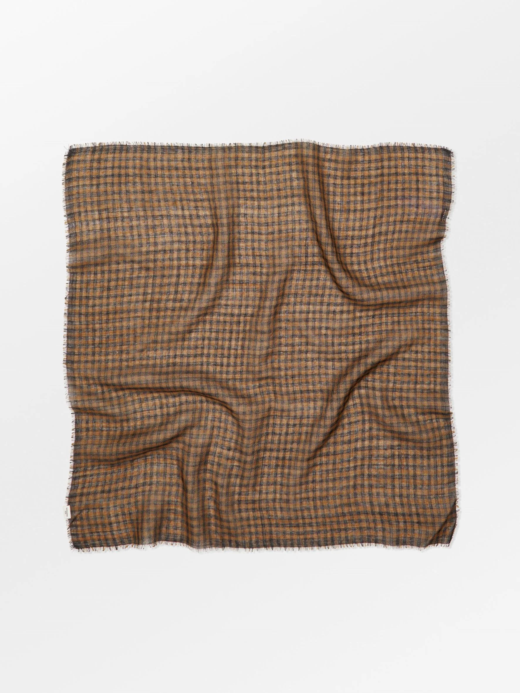 Gingham Wica Scarf