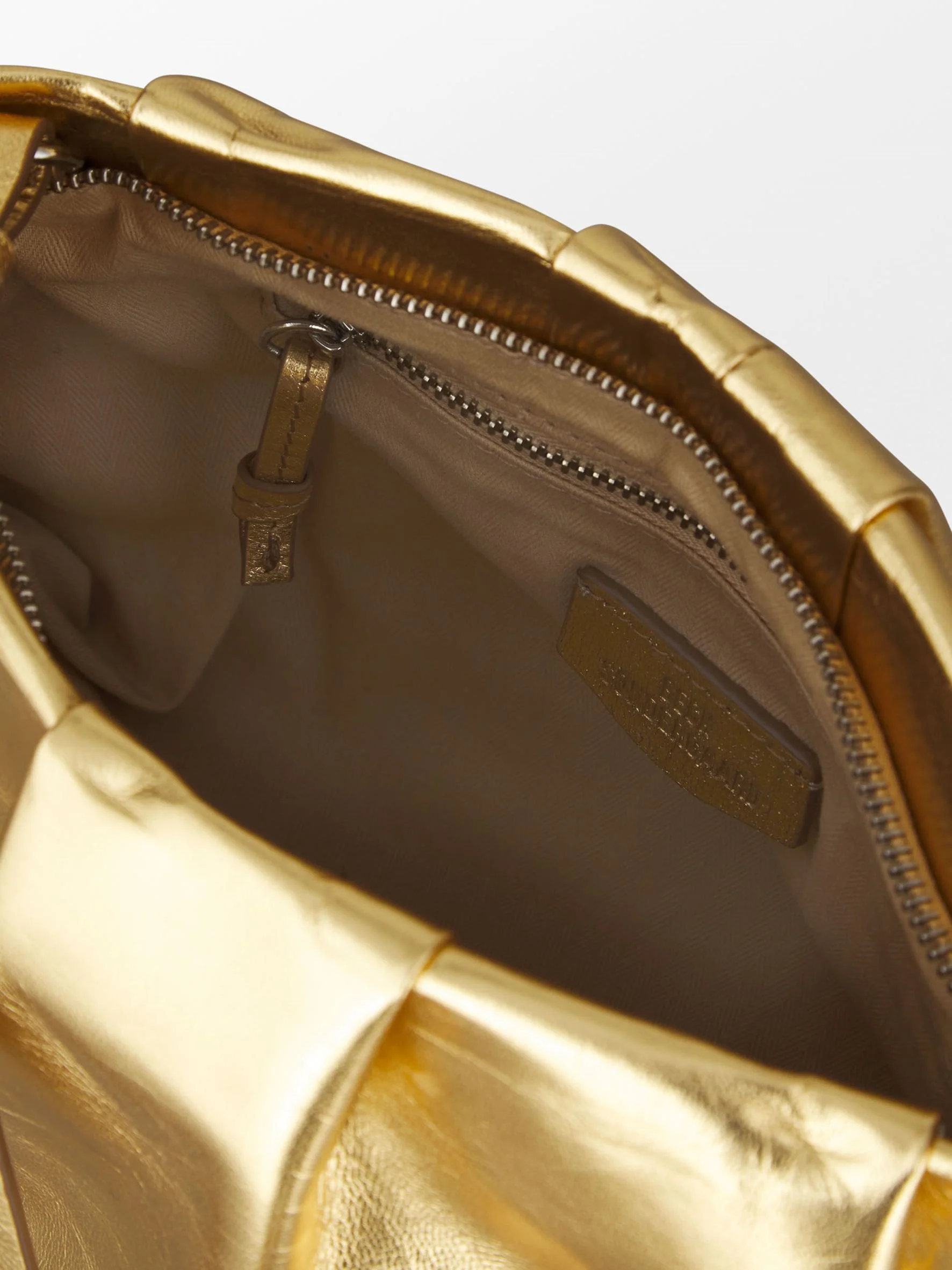 Glaze Small Clutch Bag - Image 2