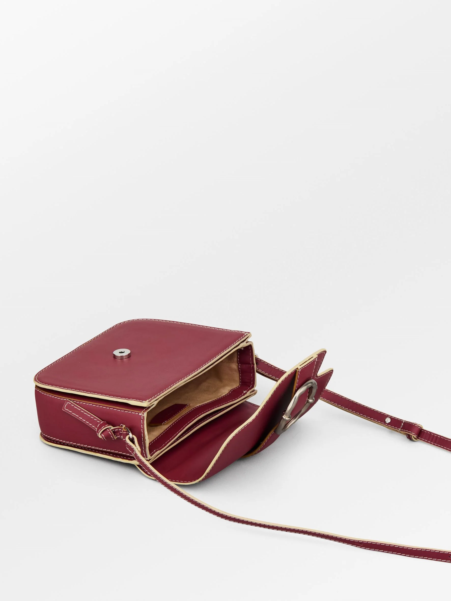 Glossy Iris Buckle Bag - Image 2