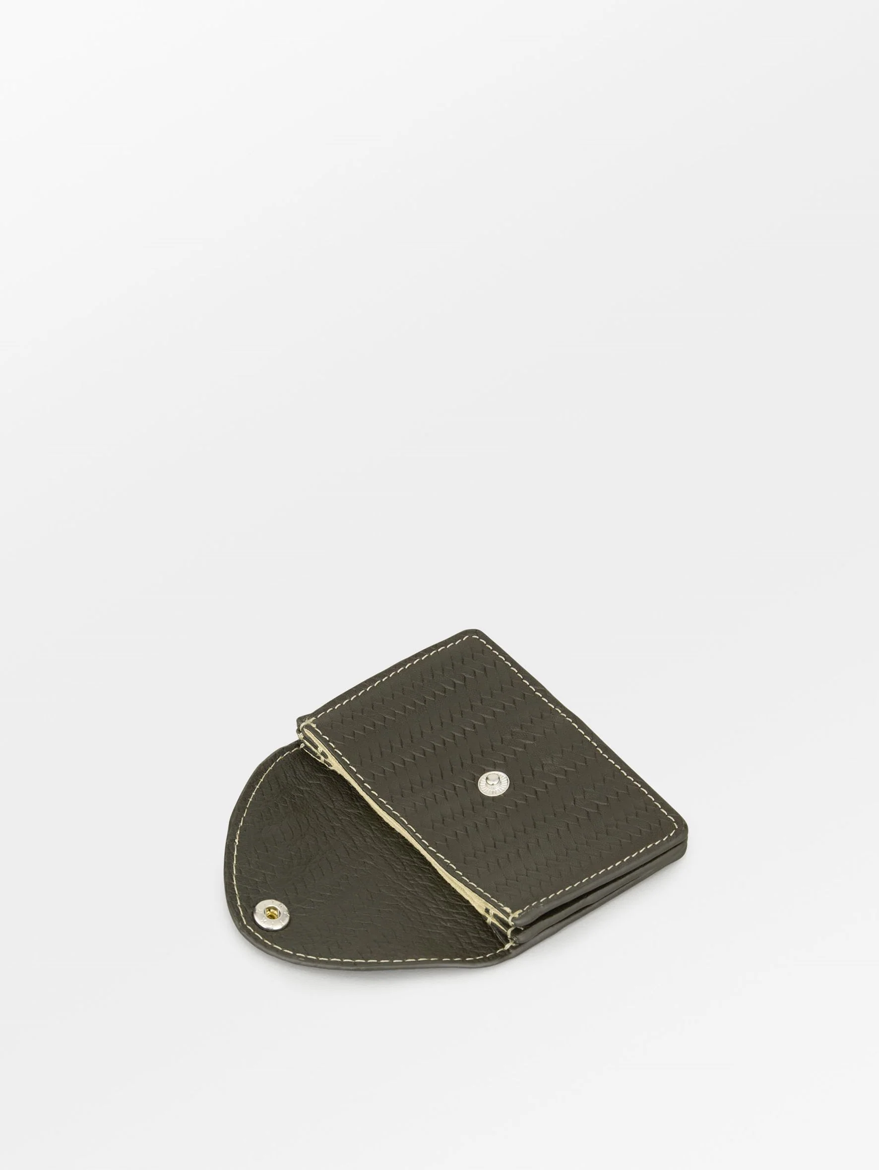 Leava Card Wallet - Image 2