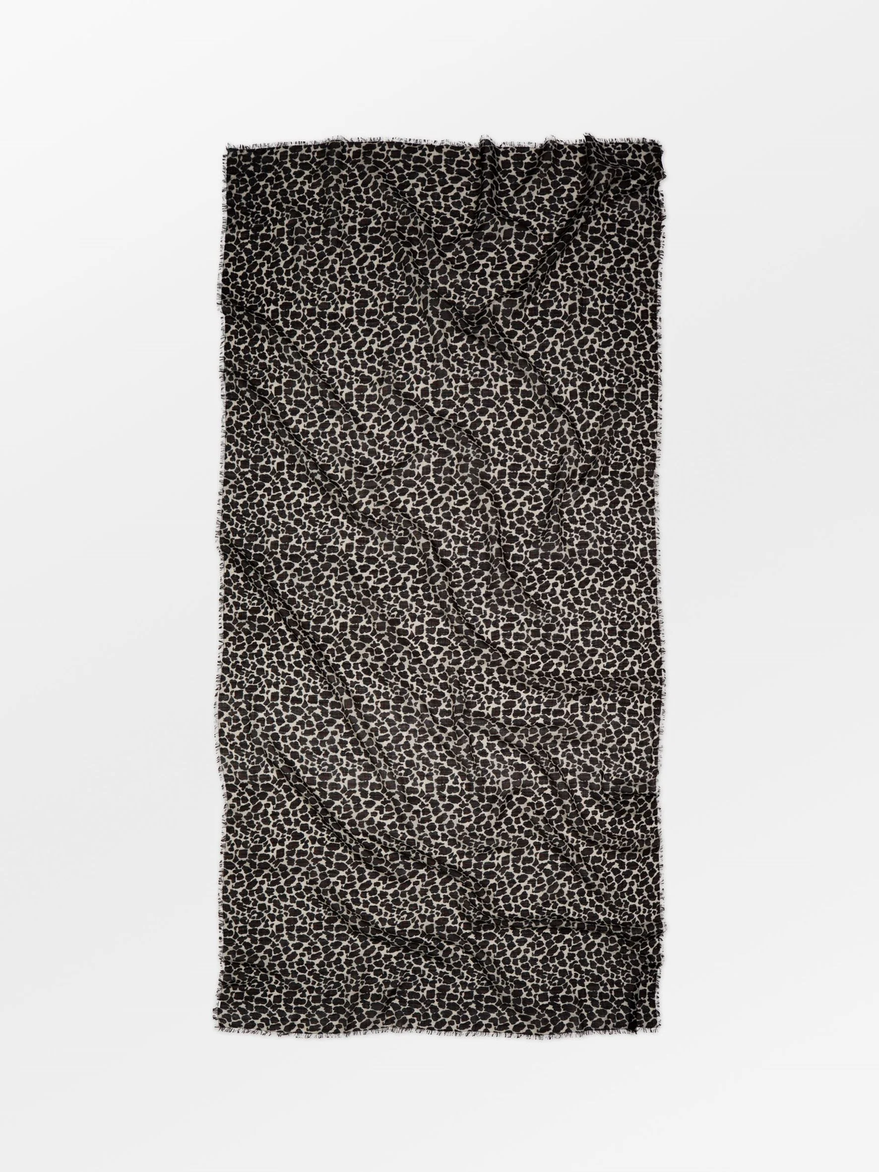 Leopa Woo Scarf