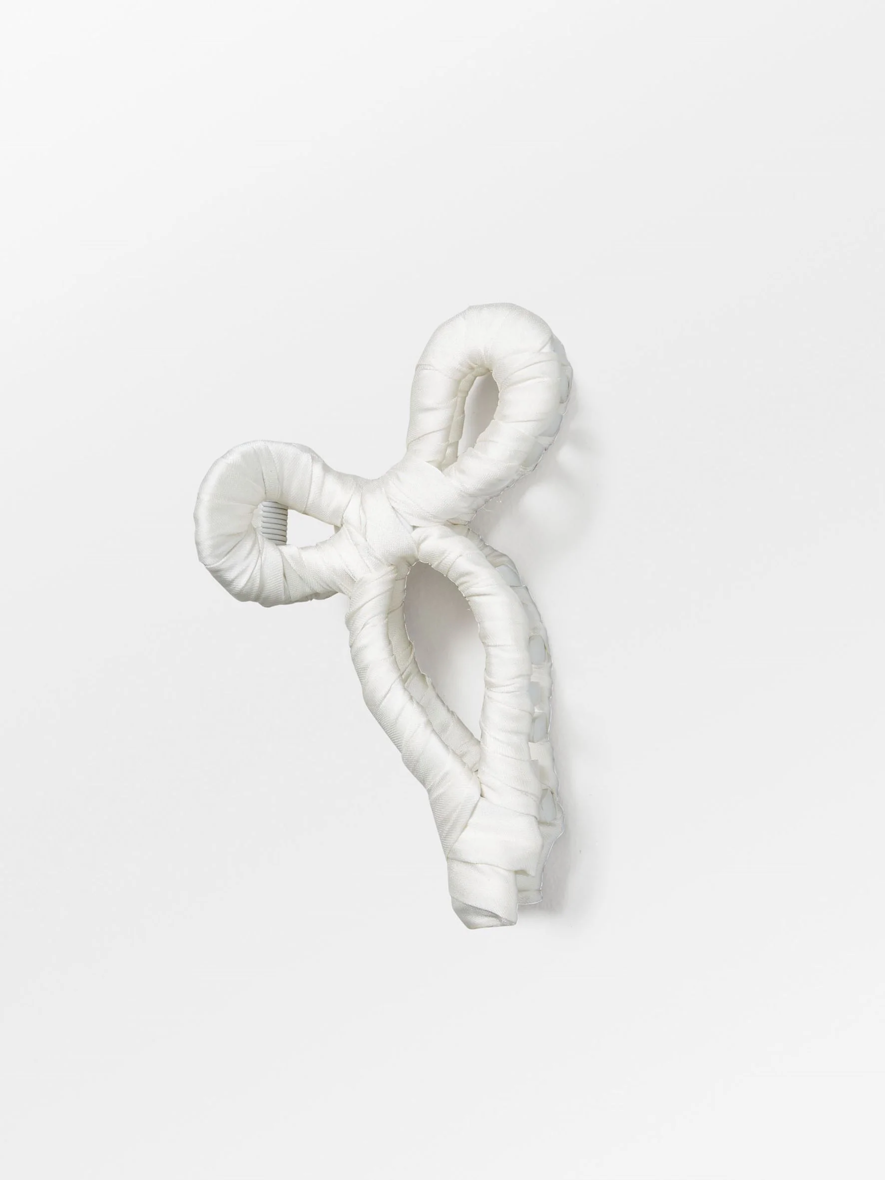 Luster Bowa Hair Claw