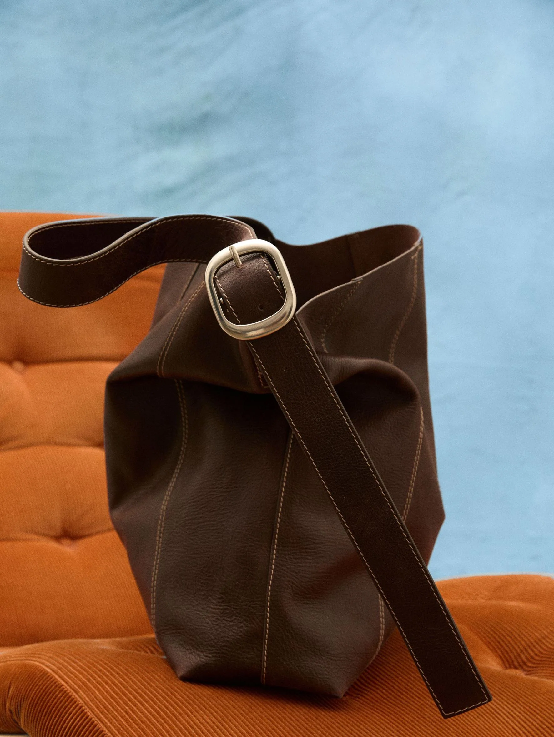 Panel Mae Buckle Bag - Image 4