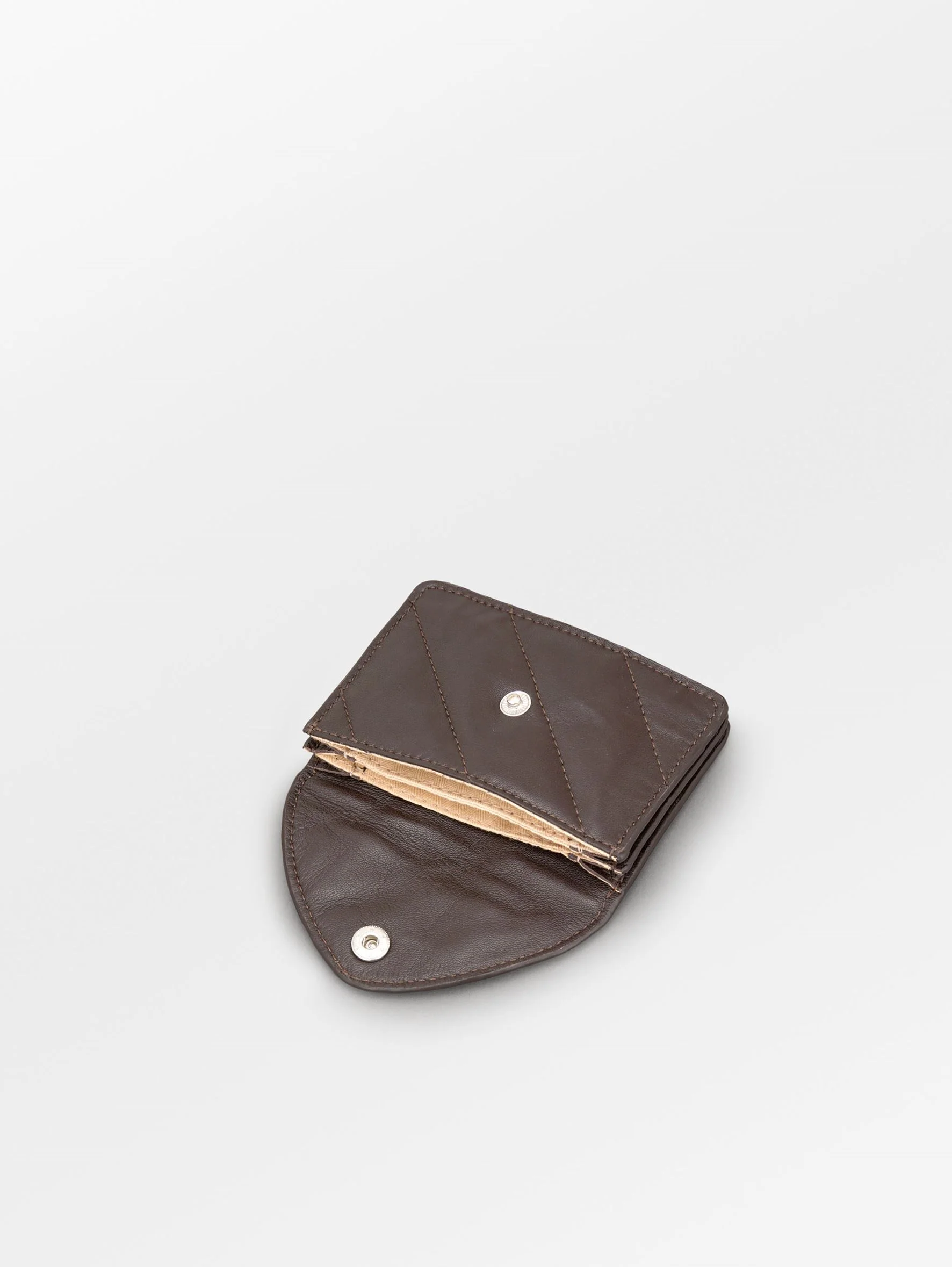 Quilla Card Wallet - Image 2
