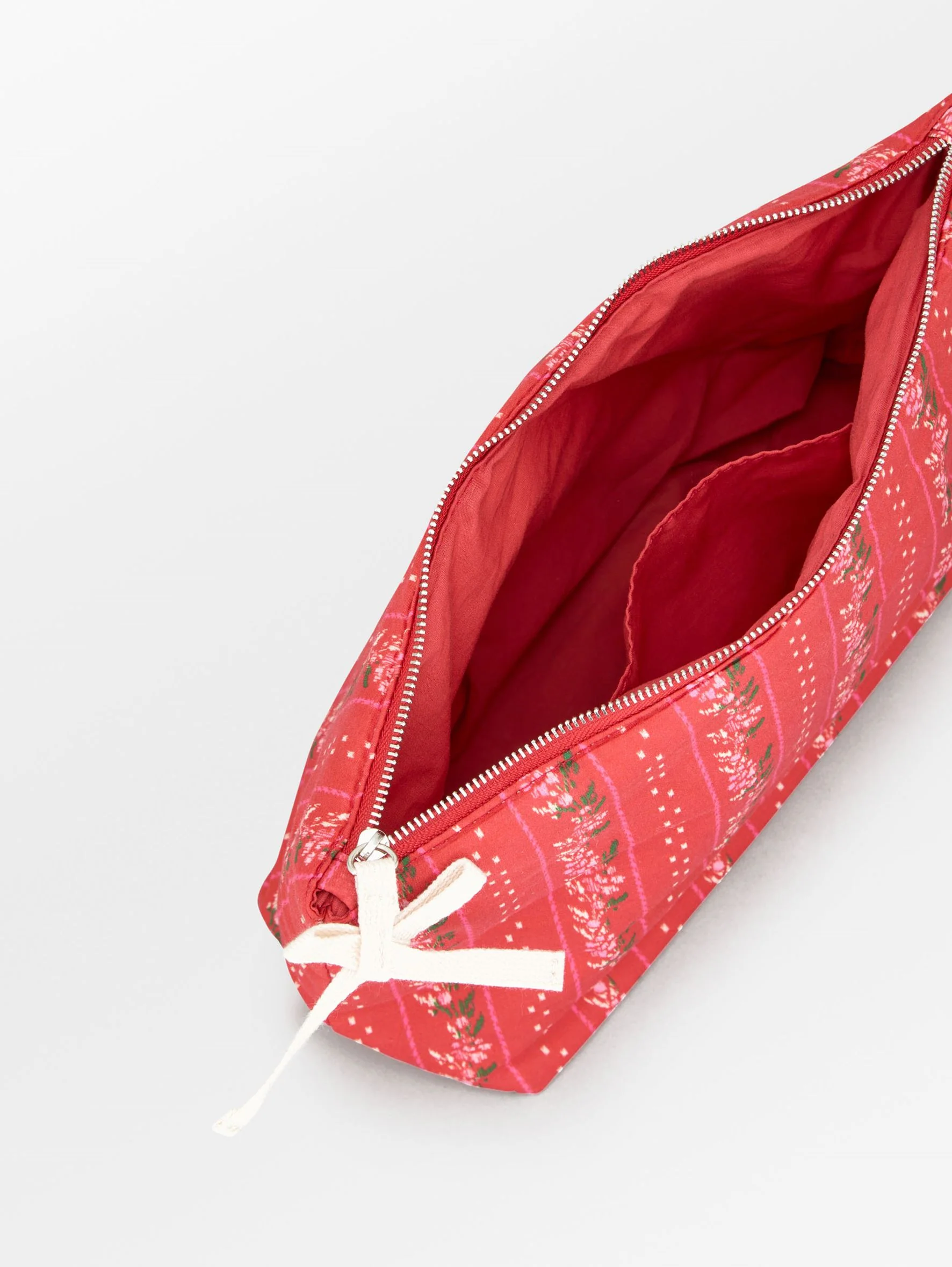 Ribbonia Pouch Bag - Image 2