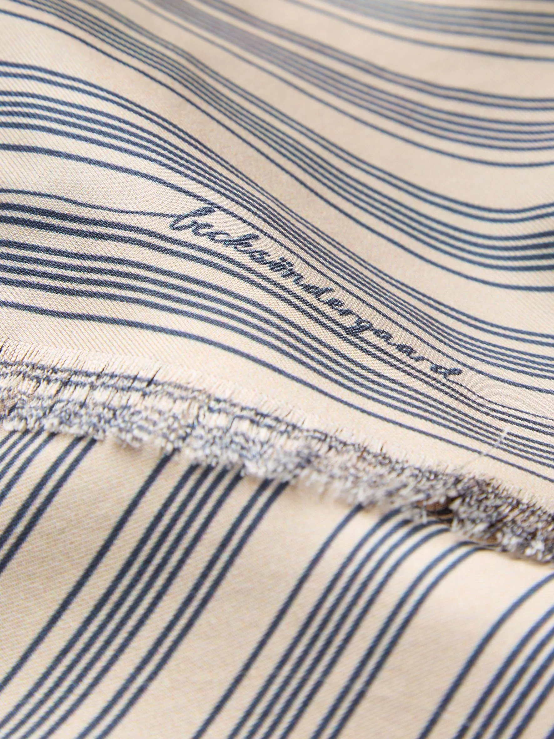 Strifilia Sia Scarf - Image 3