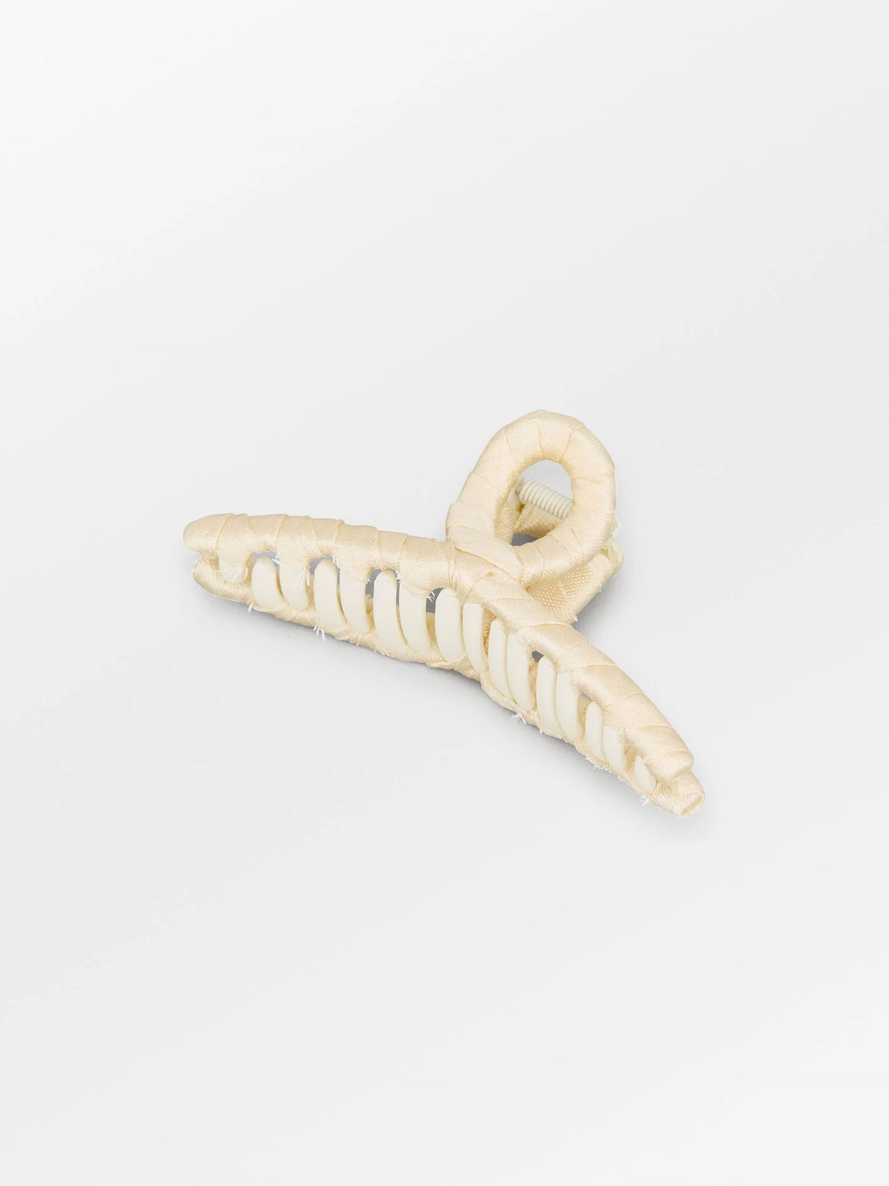 Wavey Celabrina Hair Claw