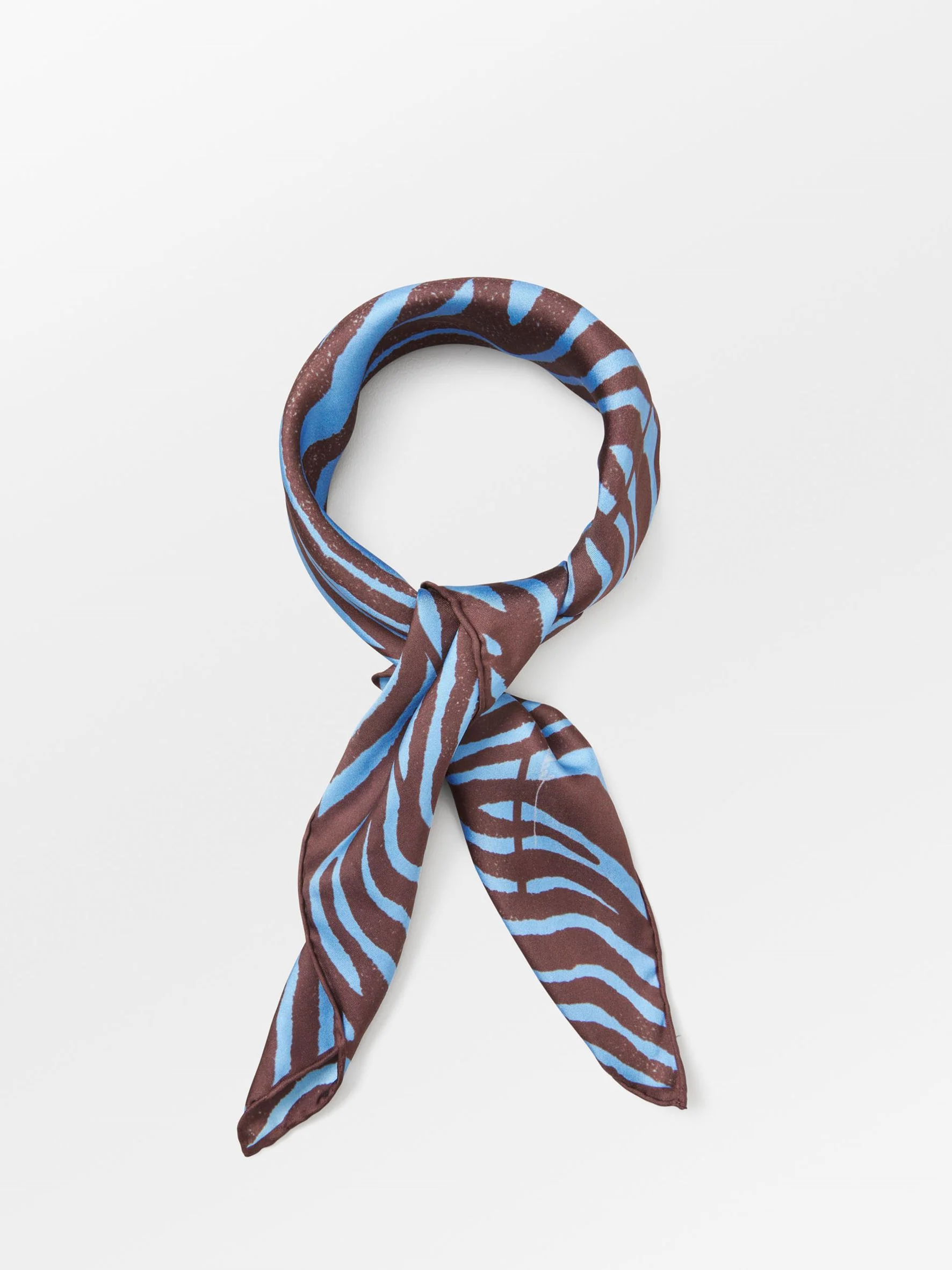 Zelora Sia Scarf - Image 2